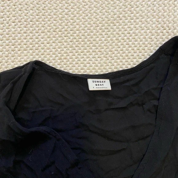 Sunday Best | Black Button-Up Top / Taryn blouse - Picture 5 of 5